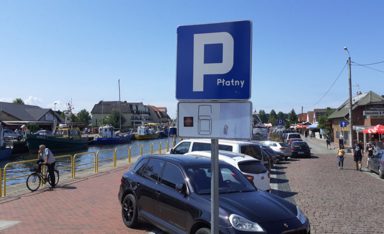Uwaga na droższe parkowanie w Łebie!