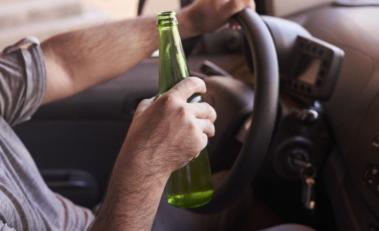 Pijanych za kierownicą nie brakuje. Policja wyłapuje przestępców za kółkiem