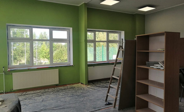 Przebudowa szkoły na przedszkole w Cewicach