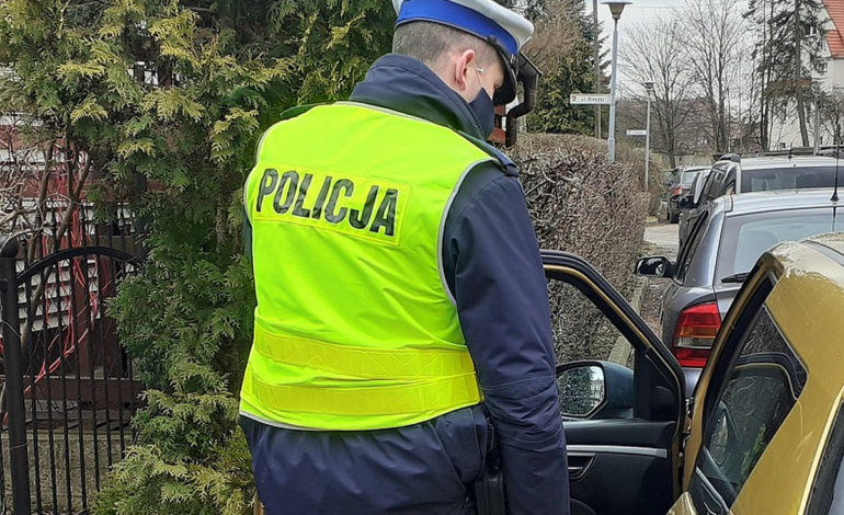 Dwóch kierowców po spożyciu w Nowej Wsi Lęborskiej. Weekendowe kontrole policji