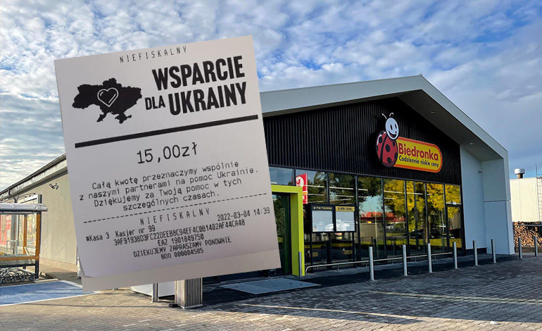 Klienci Biedronki masowo wspierają Ukrainę. Market rozwija kolejne formy wsparcia.