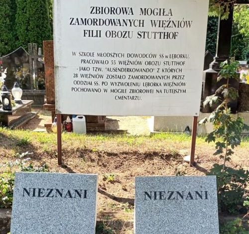 Wizyta samorządowców na cmentarzu parafialnym w Lęborku !