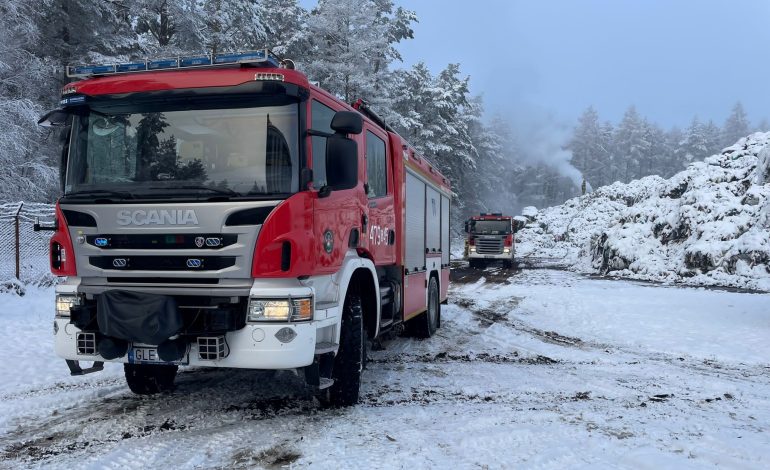 Zimowa akcja gaśnicza strażaków w Kamieńcu [zdjęcia]  