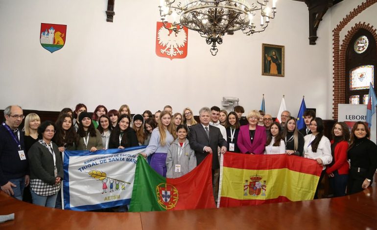 Goście z Hiszpanii i Portugalii odwiedzili ratusz
