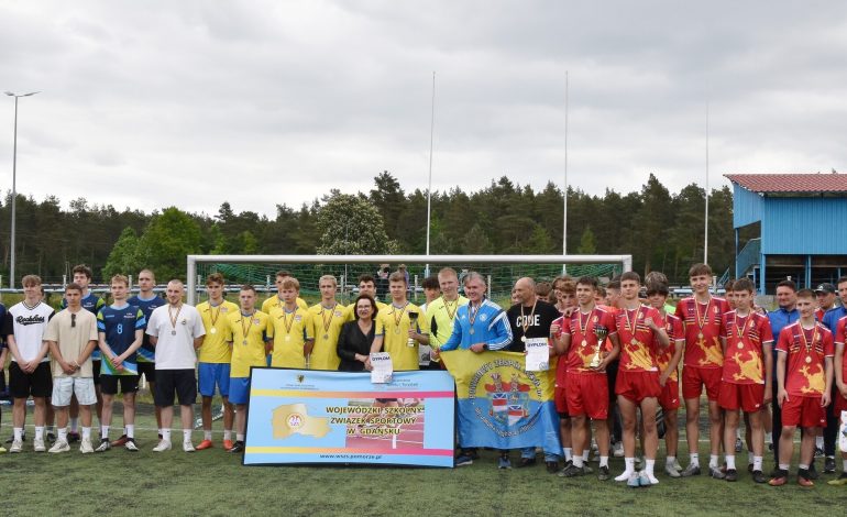  Młodzi piłkarze rywalizowali przy Kusocińskiego [Zdjęcia]