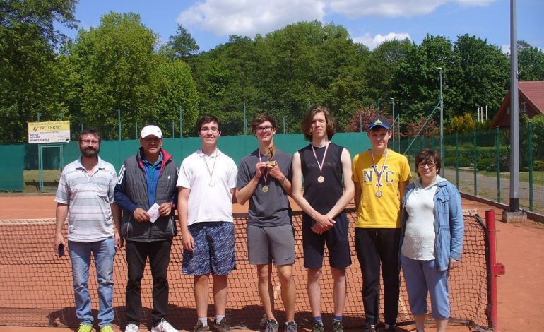  Młodzi tenisiści rywalizowali na lęborskich kortach [Zdjęcia]