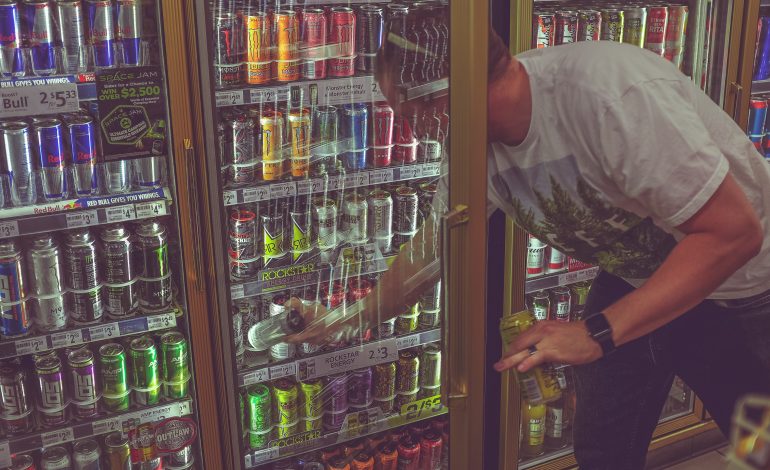  Młodzi nie kupią już napojów energetyzujących w sklepach